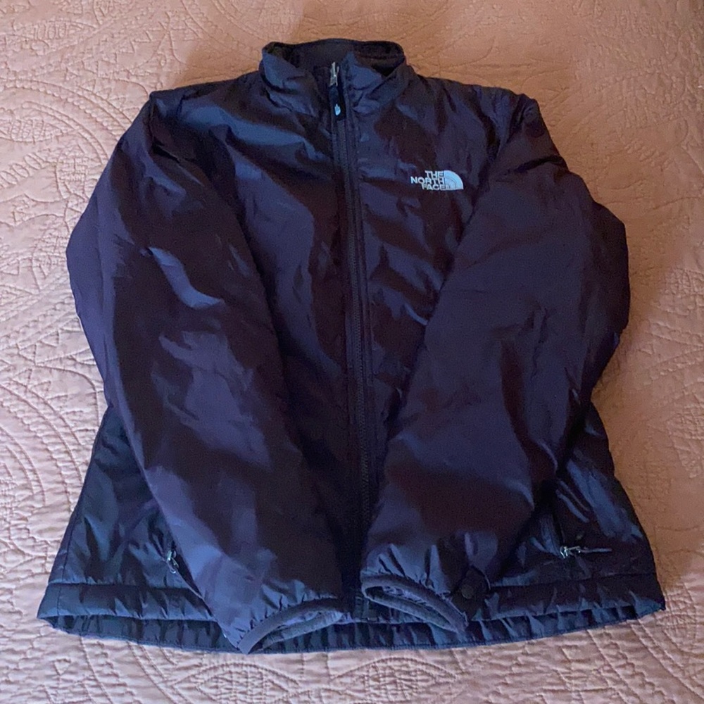 Women’s down North Face jacket 🧥